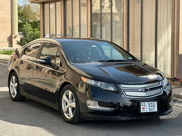 срочно продам машину дёшево: Chevrolet Volt: 2013 г., 1.4 л, Робот, Электромобиль, Седан