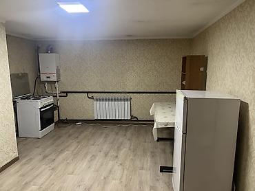 сдаю кызыл аскер: 1 ком. Времянка берилет Кызыл-Аскерден Джамгырченова кочосунон ичинде — 3