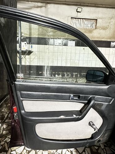 Audi: Audi 100: 1991 г., 2 л, Механика, Бензин, Седан — 11