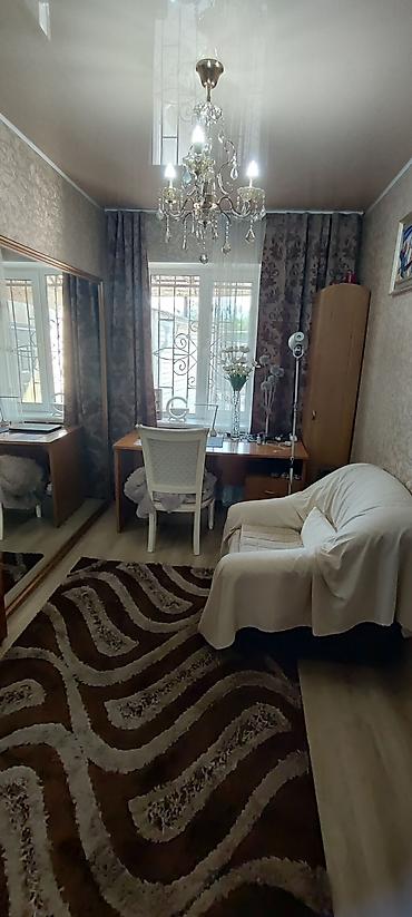 Продажа коттеджей и домов: Продаю дом в районе Кызыл-Аскера. Дом находиться по ул.Троицкая — 3