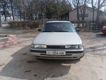 Mazda: Mazda 626: 1988 г., 2.2 л, Механика, Газ, Седан