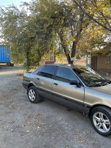 продается машины: Audi 80: 1990 г., 2 л, Механика, Бензин, Седан