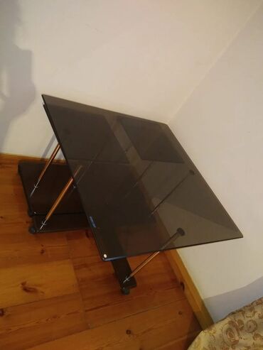 стол calligaris: Yeni, Jurnal masası