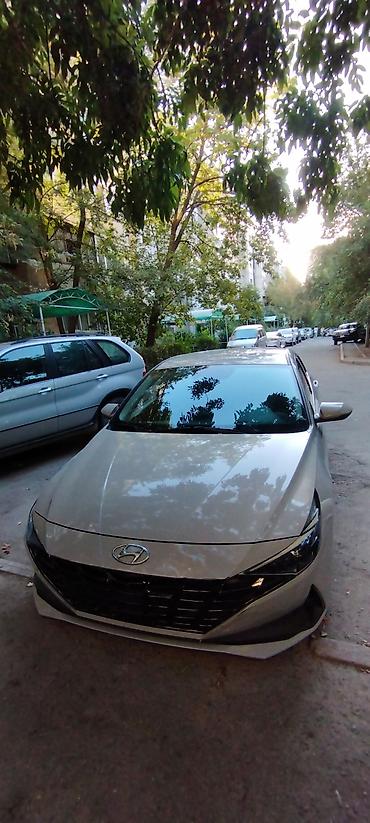 byd e1: Hyundai Avante: 2022 г., 1.6 л, Гибрид, Седан — 1