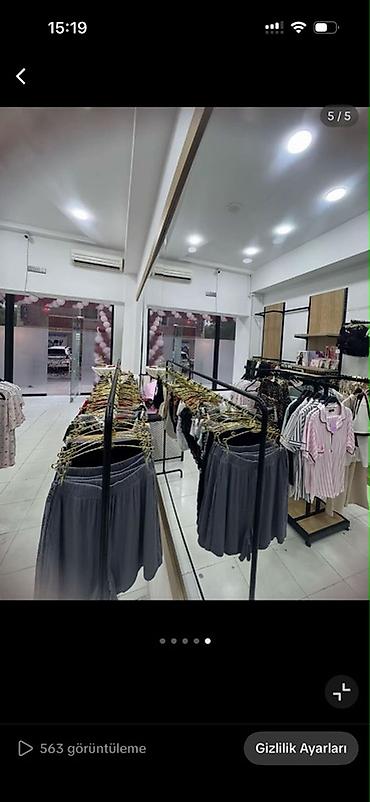 podium boutique: Gorduyunuz butun vitrinler munasib qiymete satilir real aliciya — 4
