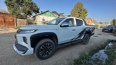 mitsubishi пикап: Mitsubishi L200: 2023 г., 2.4 л, Механика, Газ, Пикап — 9