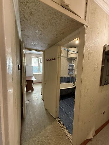 сдаю квартира старый толчок: 1 комната, 32 м², 104 серия, 1 этаж, Требуется ремонт — 6
