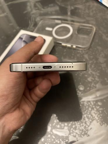 macbook air m2 qiymeti: IPhone 16 Pro Max, 256 GB, Ağ, Face ID — 8
