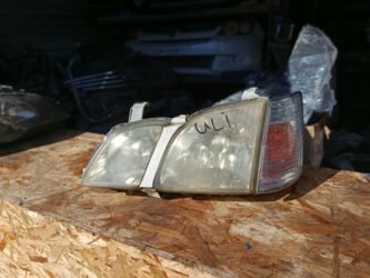 toyota runx бишкек: Алдыңкы фаралар комплектиси Toyota 2002 г., Колдонулган, Оригинал, Жапония