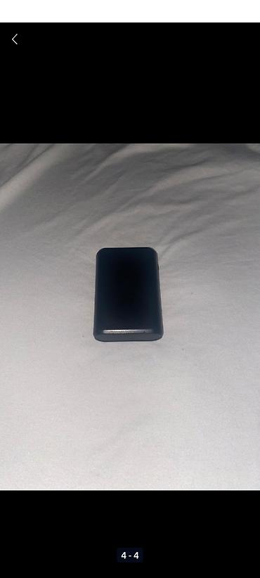 Техника и электроника: Портативный внешний аккумулятор (power bank) в черном цвете — 3