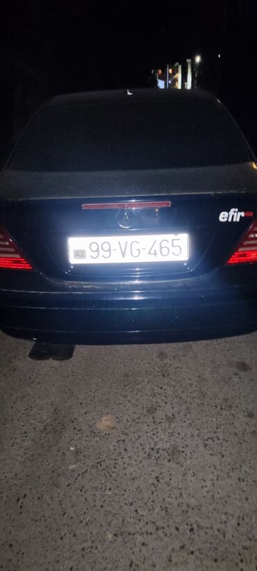Mercedes-Benz C-Class sedan - Kuzov: 4 qapılı sedan, tünd mavi rəng -