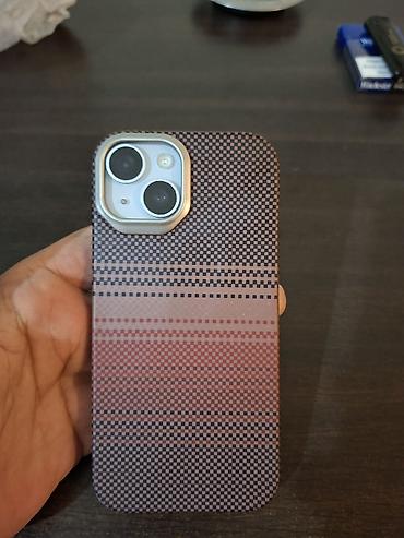 samavar satisi: IPhone 15, Ağ, Face ID — 9