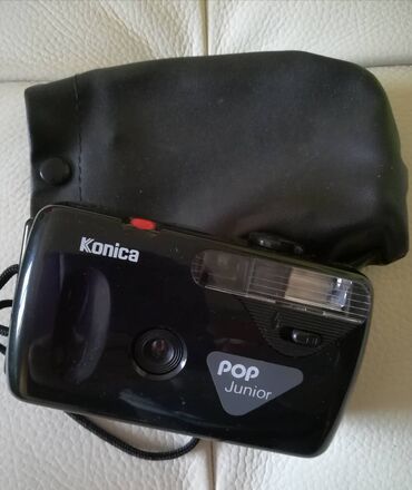 Foto i video kamere: Fotoaparat Konica sa futrolom, "pop junior", dimenzije 12x7 cm, ne