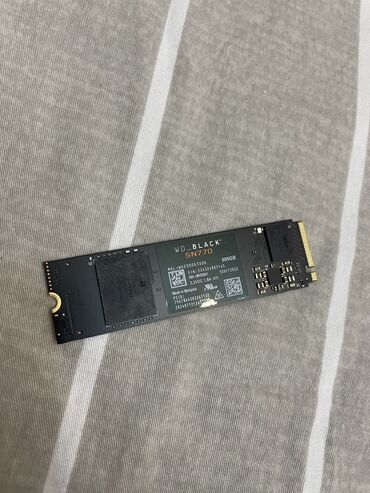 Жесткие диски, переносные винчестеры: Накопитель, Б/у, Western Digital (WD), SSD, 512 ГБ, 2.5", Для ноутбука