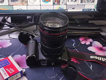 Canon 6D с объективом Canon EF 24-105mm f/4L IS USM и батарейной