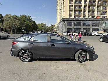 210 купе: Kia Cerato: 2019 г., 1.6 л, Вариатор, Бензин, Лифтбек — 6