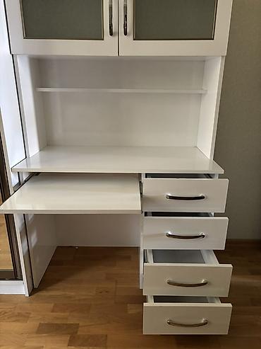 divar refi: Düz masa, Polkalı, Siyirməli, Sadə laminat, Zəmanətsiz, Kredit yoxdur — 2