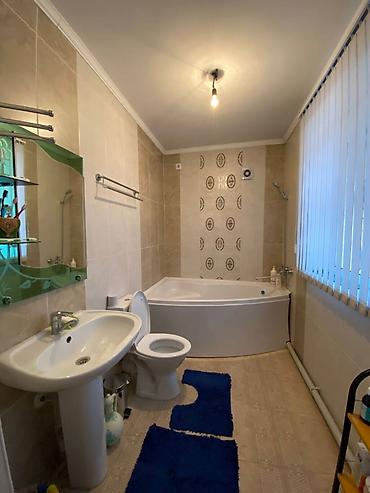 куплю одбек в бишкеки: 220 м², 6 комнат, Ак-Орго ж/м, Без подселения — 3