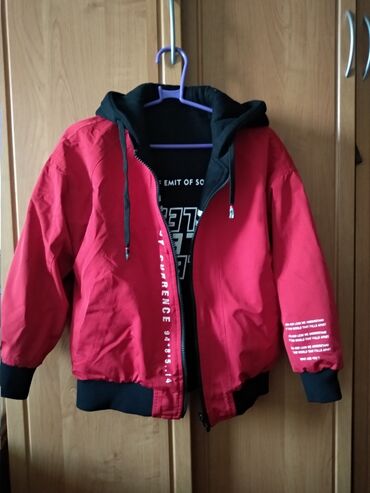 детский куртка бу: Куртка деми, 11-12 лет двусторон.,флиз-плащевка,б/у, Ош