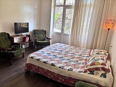 bakıda kiraye ev: İcarəyə verilir 2 otaqlı köhnə tikili 76 m², Nizami m. 650 AZN/ay 2 — 4
