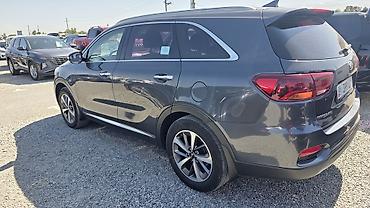 утилизация шин бесплатно: Kia Sorento: 2018 г., Автомат, Кроссовер — 3