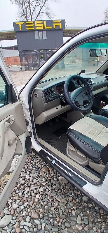 Volkswagen: Volkswagen Vento: 1997 г., 1.8 л, Механика, Бензин, Седан — 6