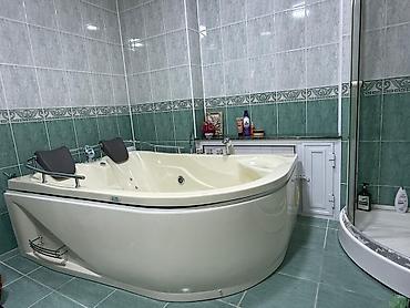 hamam dekoru: Hidromasajlı künc vanna – 2 nəfərlik Rahat spa təcrübəsi üçün geniş — 2