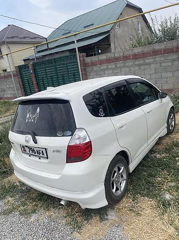 5: Honda Fit: 2002 г., 1.5 л, Автомат, Газ — 4