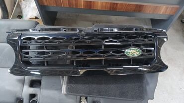 Yan və salon güzgüləri: Land Rover üçün ön radiator barmaqlığı (gril) Yaxsi Veziyyetdedir