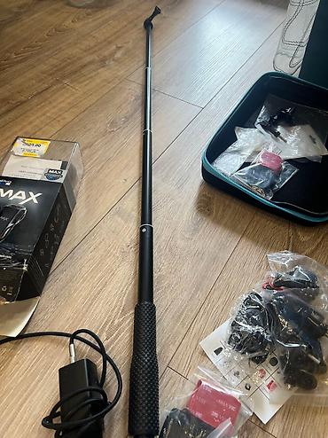 Видеокамеры: Го про Макс Go pro Max 360 С двумя батареями, палка от Godis, и все — 12