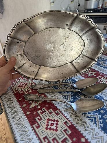 Kolleksiya üçün klassik metal süfrə dəsti - Tərkib: 1 ədəd oval — 1