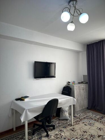 сдаю квартиру лермонтова: 1 комната, 39 м², Общежитие и гостиничного типа, 3 этаж, Старый ремонт
