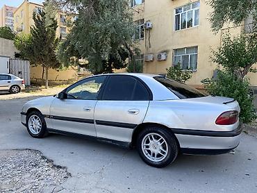 opel stoplari: Opel Omega: 2 l | 1998 il 326000 km Sedan — 5
