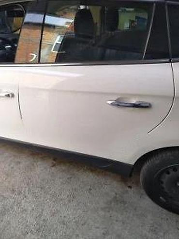 Auto delovi, gume i tjuning: Lancia delta kompletan auto u delovima kod boje 296/B. Lancia delta — 4