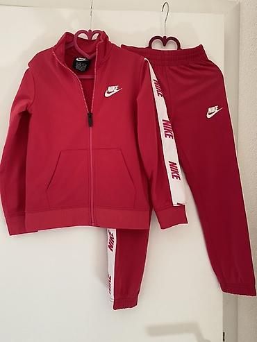 Komplet trenerke: Nike dečiji trenerka komplet (gornji deo + donji deo), crvena boja. - — 1