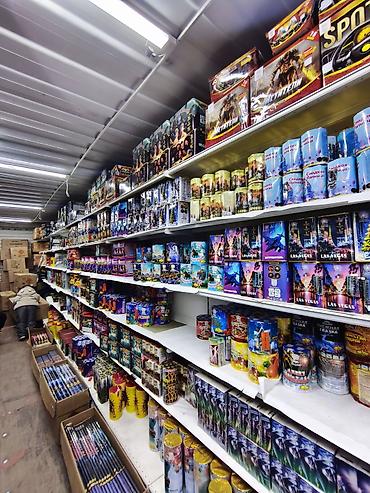 Фейерверки: Большой выбор:Ракеты, фонтаны, батареи. Салютов, хлопушки — 28