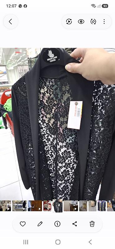Qadın üçün dəbli qara kimono/üst geyim. - Model: uzun, açıq önlü. -