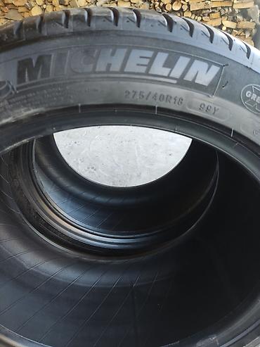 спортивный резина: Комплект из 4 летних шин Michelin Размеры: - Пара задних: 275/40 R18 — 3