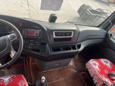 Тягачи: Тягач, 2021 г., Цистерна — 6