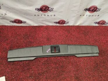 воск для машины: Декоративная накладка на багажник Subaru Outback BRF 3600R 2010 (б/у)