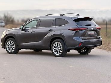Toyota: Toyota Highlander: 2024 г., 2.4 л, Типтроник, Бензин, Кроссовер — 2