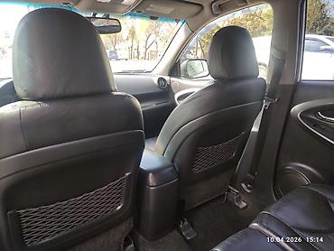 range rover 2011: Toyota RAV4: 2011 г., 2 л, Вариатор, Бензин, Кроссовер — 9