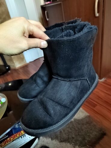 brojevi obuće u cm: Ugg boots, color - Black, 38