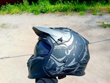 Мотозапчасти: Продам Шлем Комбат! Новый! Шлем для мотоцикла Цвет Чёрный матовый и