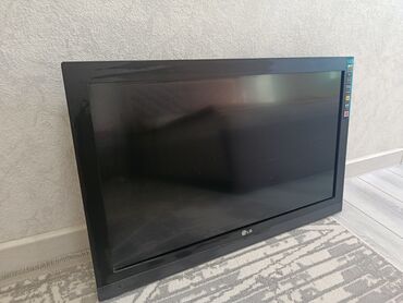 кабель lightning: Телевизор LG LED В хорошем состоянии. В комплекте кронштейн