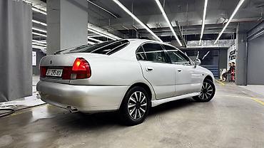 jeep compas: Mitsubishi Carisma: 1999 г., 1.6 л, Автомат, Бензин, Седан — 2
