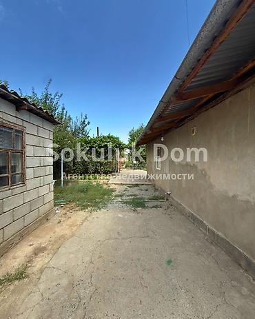 100 тыс до 200 тыс: 🏠Продается дом в с. Сокулук 🟡 Комнаты: 4 🟡 Участок: 14 соток (по факту — 5