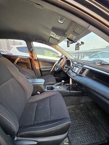 c class w204: Toyota RAV4: 2014 г., 2 л, Автомат, Бензин, Кроссовер — 4