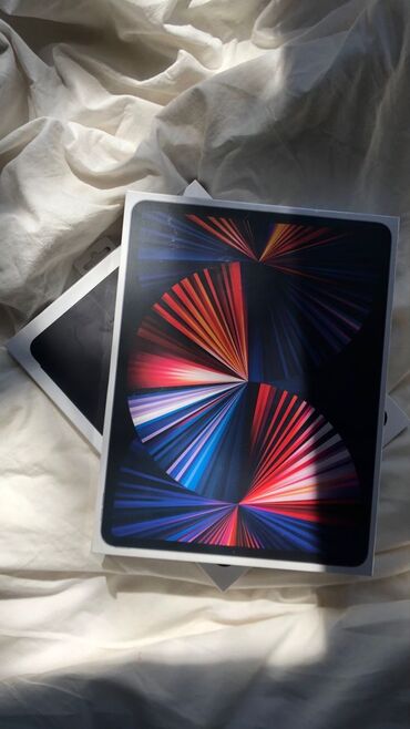 Apple iPad: İşlənmiş Apple iPad Pro 12.9 (2021), 12,9", 128 GB — 9