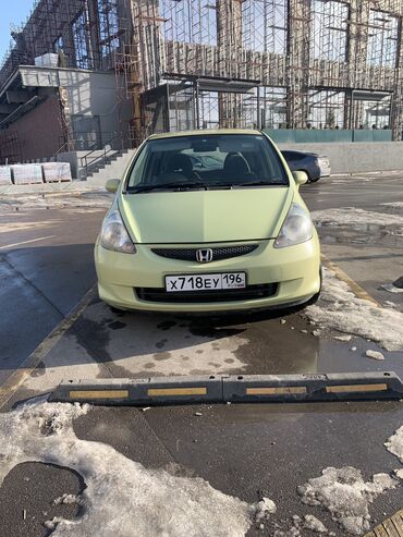 фонда фит: Honda Fit: 2004 г., 1.3 л, Бензин